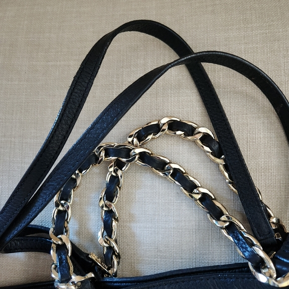 Michael Kors Chain-Link Leather Tote - Picture 6 of 16